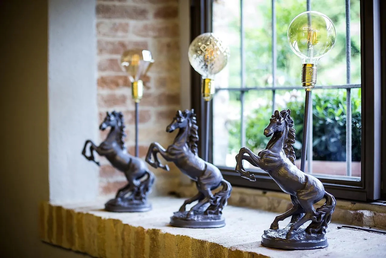 Hostal Relais Cascina Scottina Cadeo